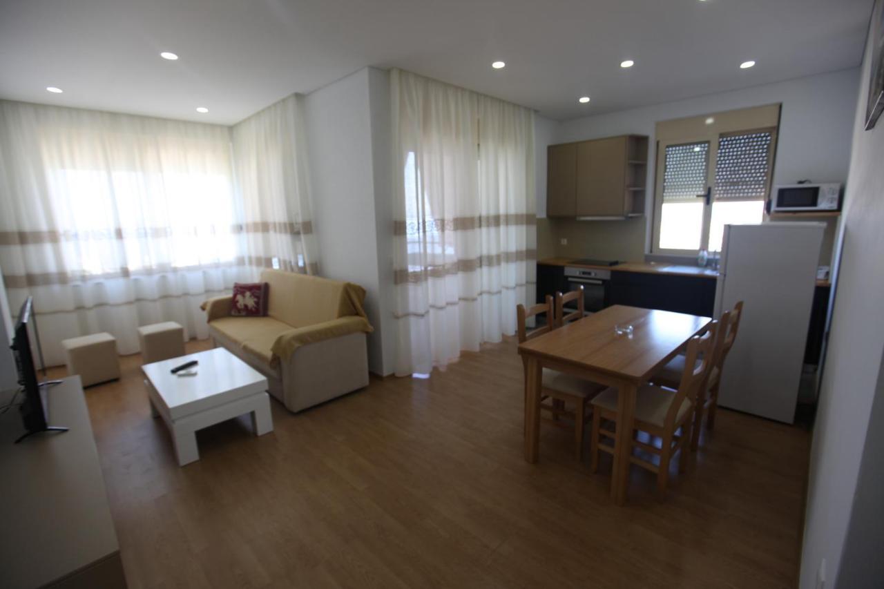 Mane Apartments ساراندا المظهر الخارجي الصورة