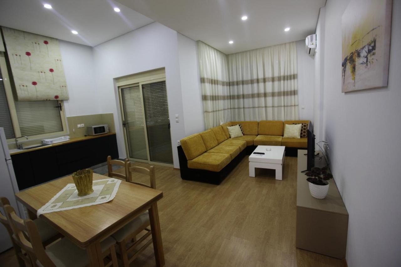 Mane Apartments ساراندا المظهر الخارجي الصورة