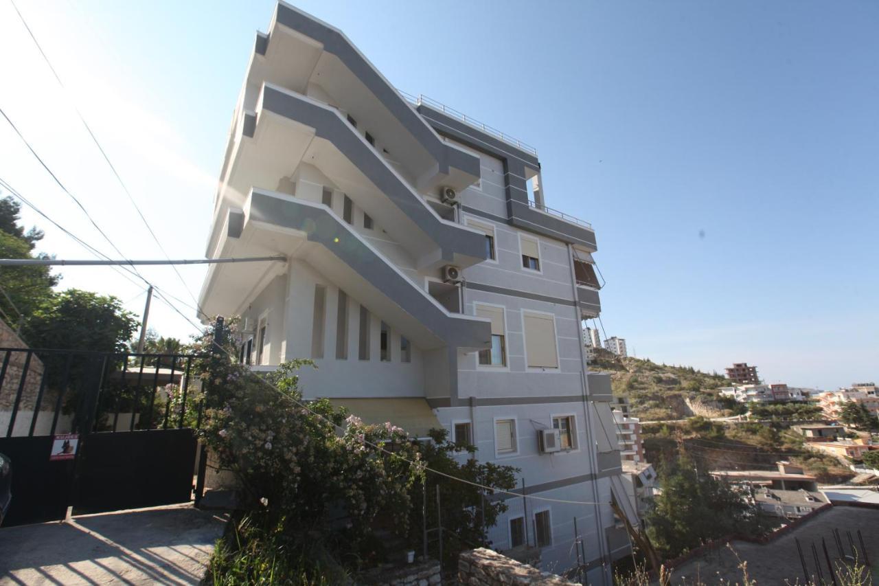 Mane Apartments ساراندا المظهر الخارجي الصورة