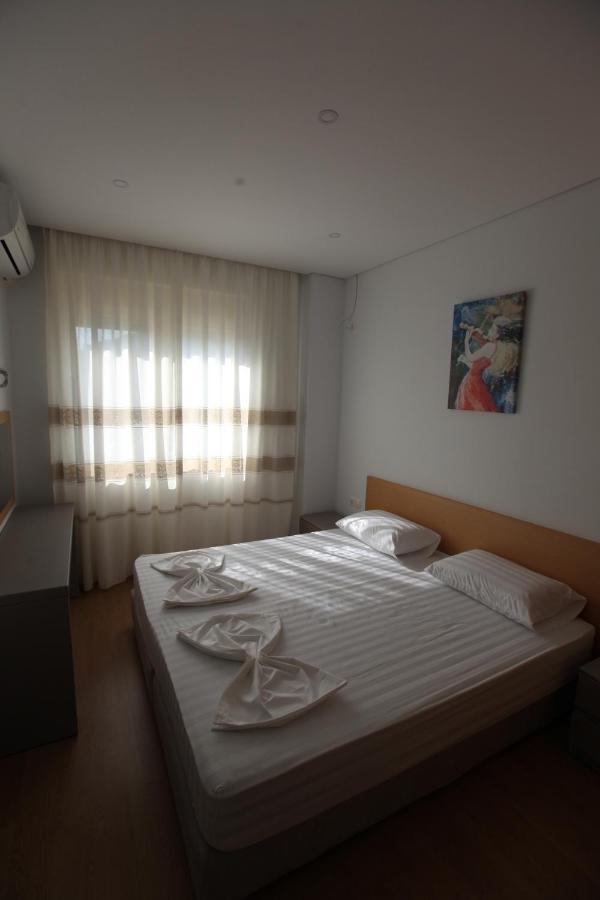 Mane Apartments ساراندا المظهر الخارجي الصورة